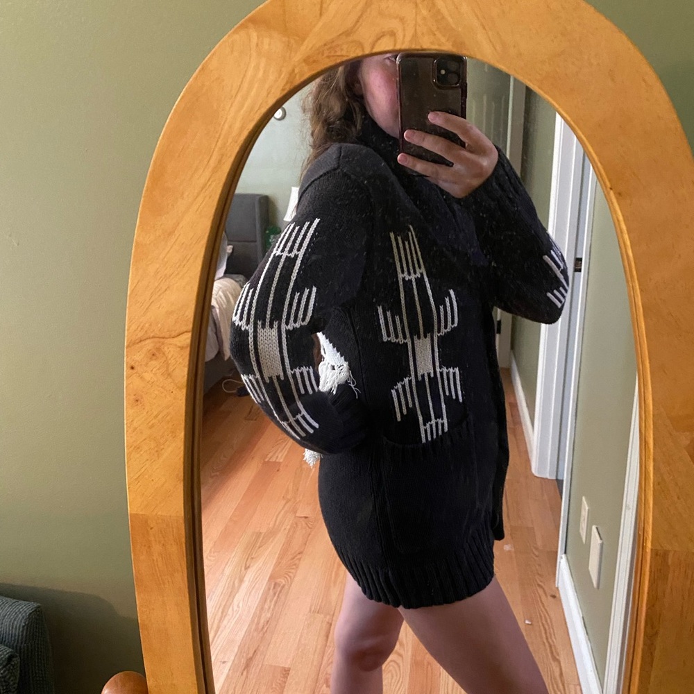 Idyllwind Sweater - Picture 4 of 7